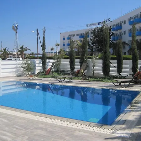 Villa Polyxenia Isaak Pelagos *